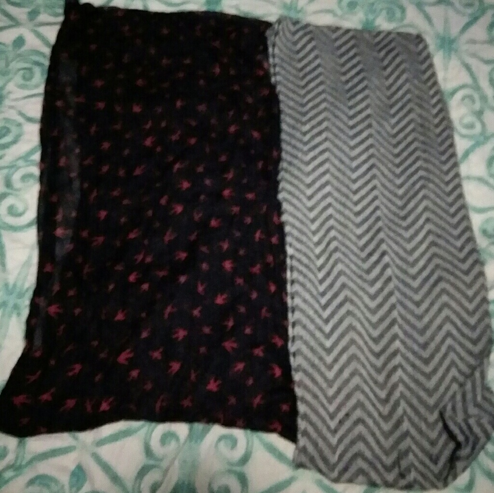 2 Spring Infinity Scarves